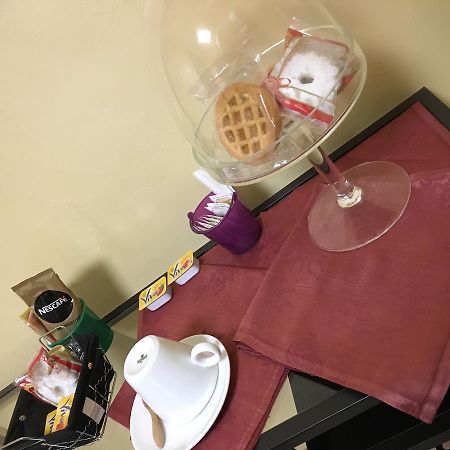 B & B La Guesthouse Poirino Luaran gambar