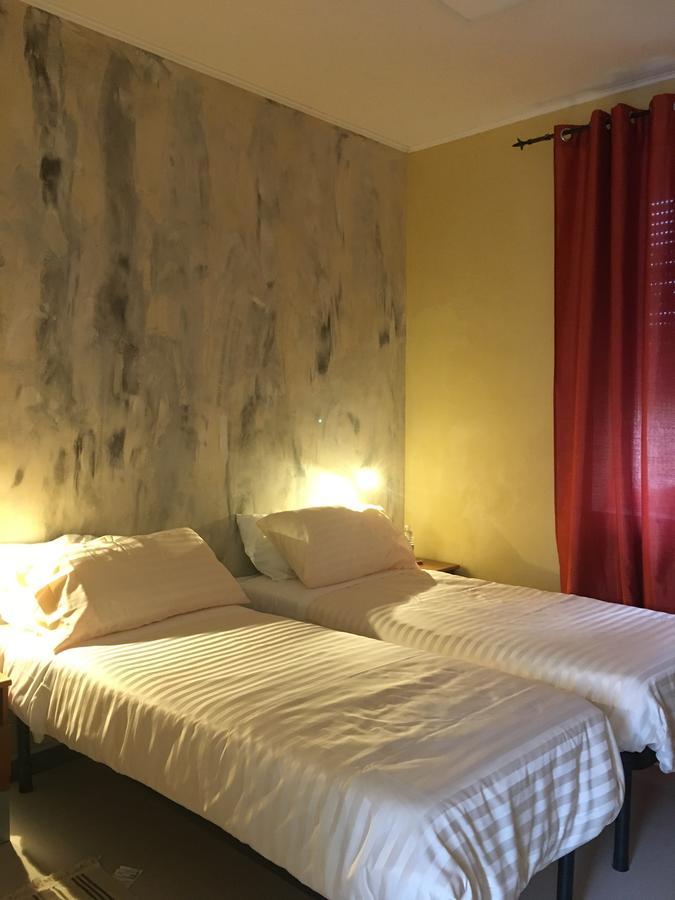 B & B La Guesthouse Poirino Luaran gambar