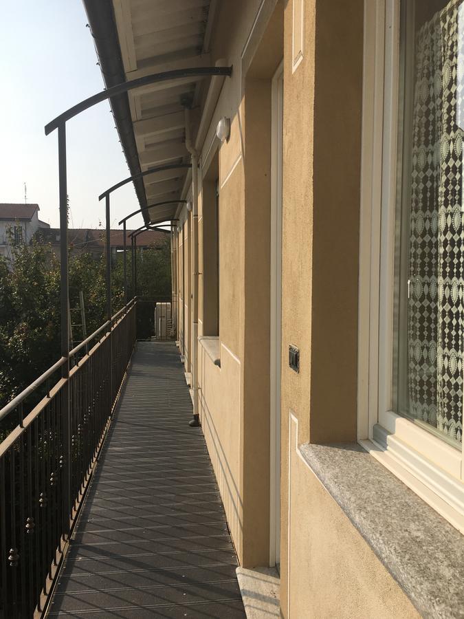 B & B La Guesthouse Poirino Luaran gambar